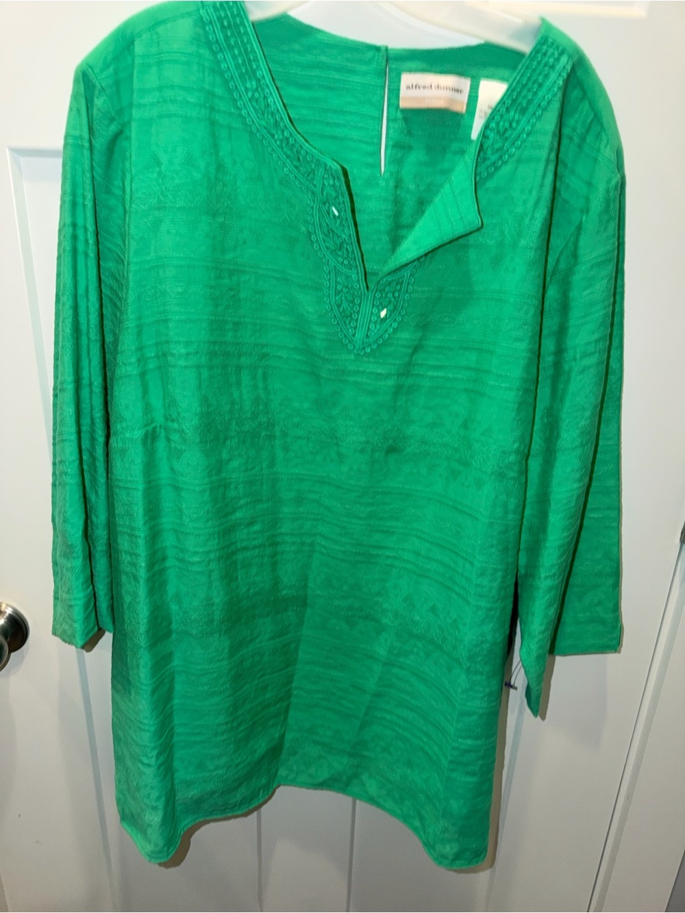 Alfred Dunner 24W Emerald Green Embellished Split Neck Tunic Top